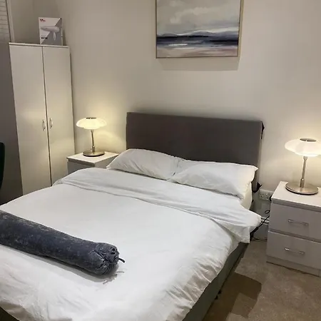 I&J Suites
